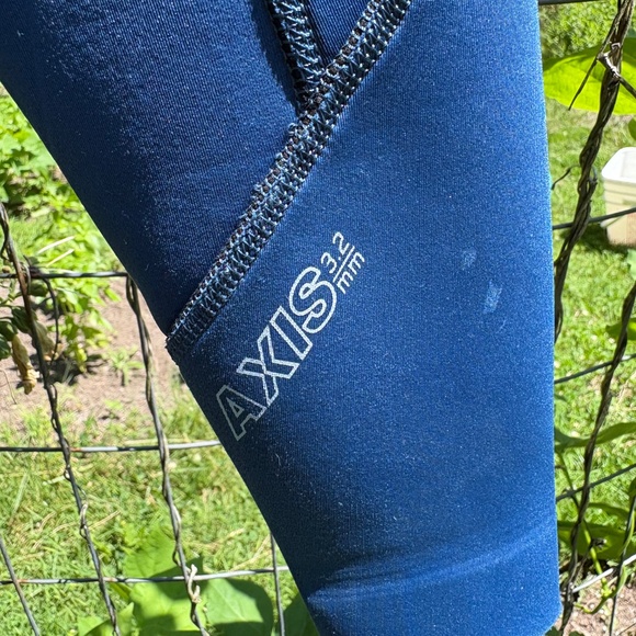 XCEL Big Kids Full Wet Suit - Picture 3 of 10